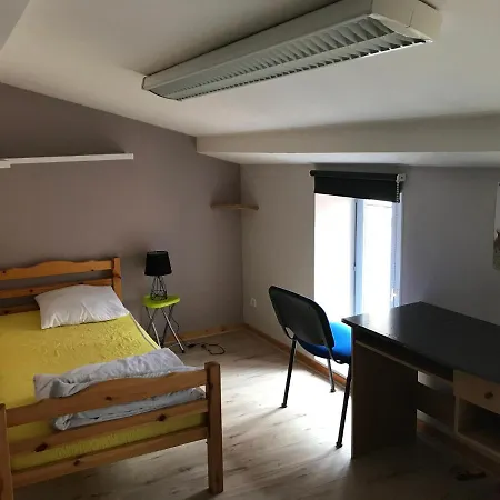 Espace Grenouillit En Velay Апартаменты